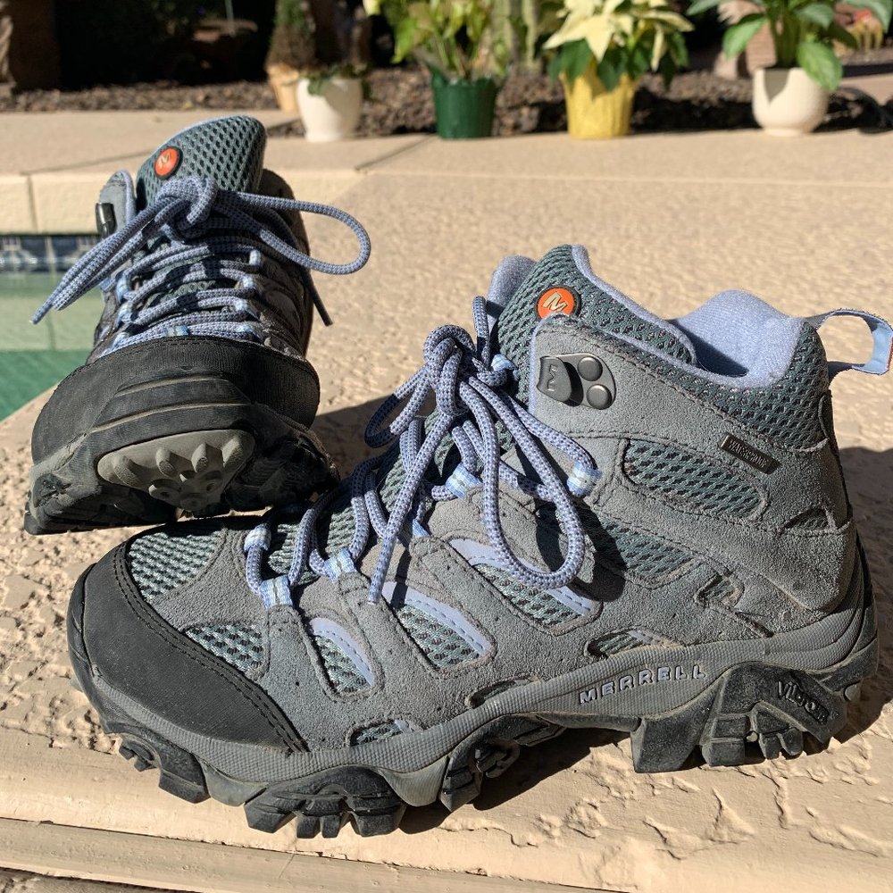 Merrell Women's Moab 2 Mid GORE-TEX